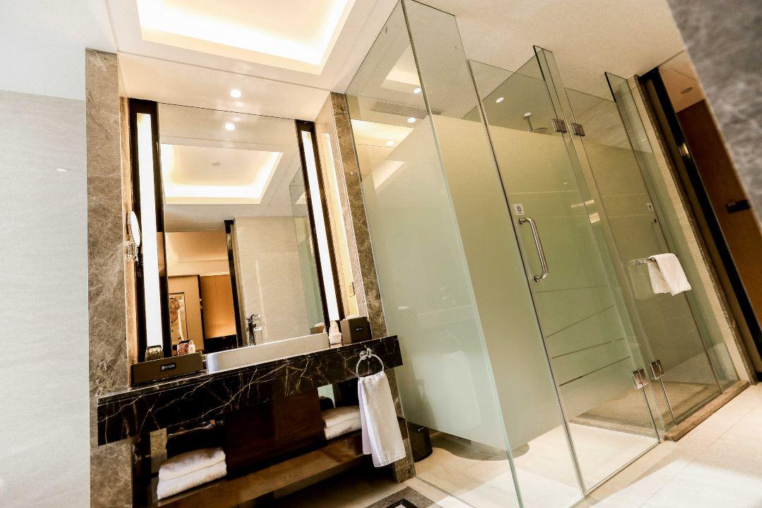 Li Cai Tian Qi Hotel Xianyang Экстерьер фото