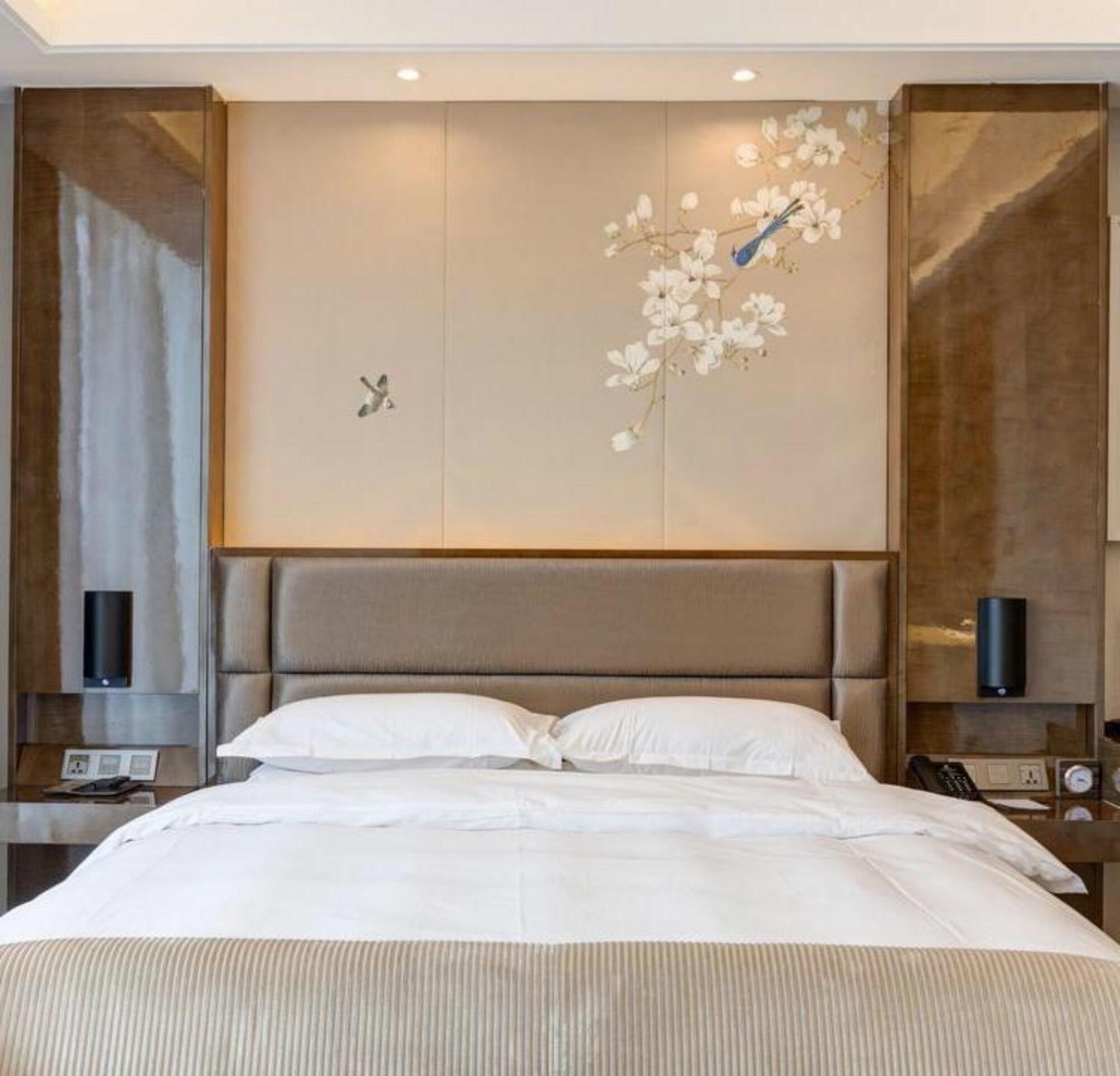 Li Cai Tian Qi Hotel Xianyang Экстерьер фото