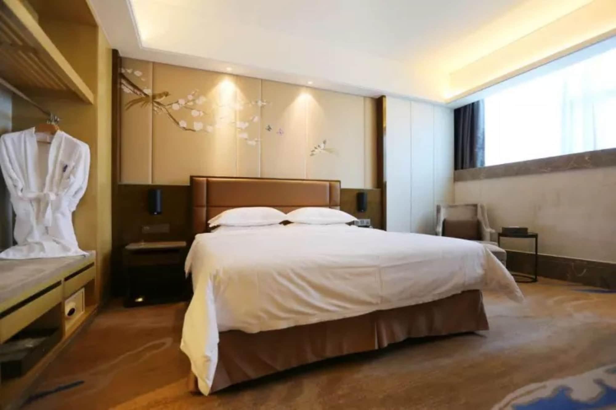Li Cai Tian Qi Hotel Xianyang Экстерьер фото