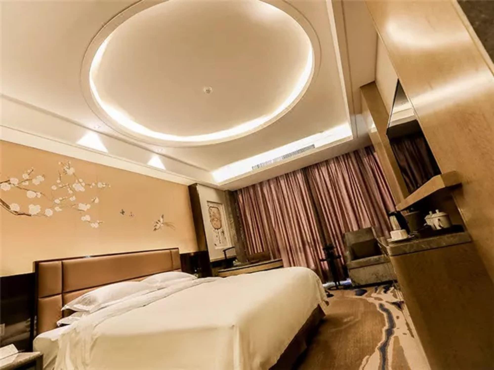 Li Cai Tian Qi Hotel Xianyang Экстерьер фото